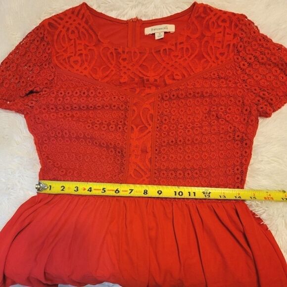 Francesca's red lace short sleeve dress - Picture 13 of 13